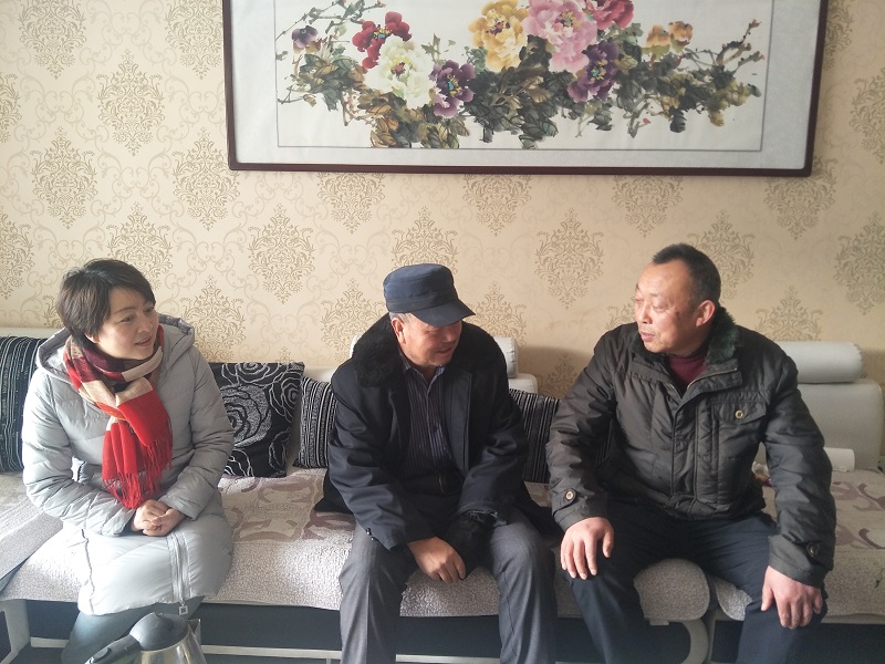 慰问老干部3.jpg