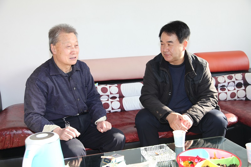 慰问老干部1.jpg
